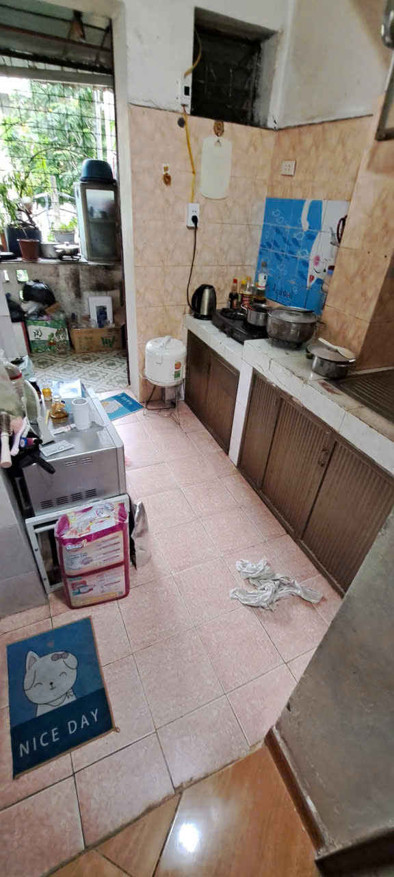 Cho thuê căn hộ tập thể tầng 3 Quỳnh Mai, 50m ở tầng 3, 2 ngủ, 7tr5 /tháng ctl - Ảnh 3